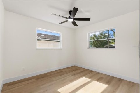 Casa en venta en Tampa, Florida, 3 dormitorios, 132.66 m2 № 2157799 - foto 14