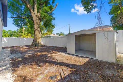 Casa en venta en Tampa, Florida, 3 dormitorios, 132.66 m2 № 2157799 - foto 29