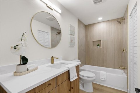 Casa en venta en Tampa, Florida, 3 dormitorios, 132.66 m2 № 2157799 - foto 16