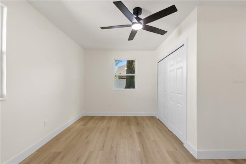 Casa en venta en Tampa, Florida, 3 dormitorios, 132.66 m2 № 2157799 - foto 27