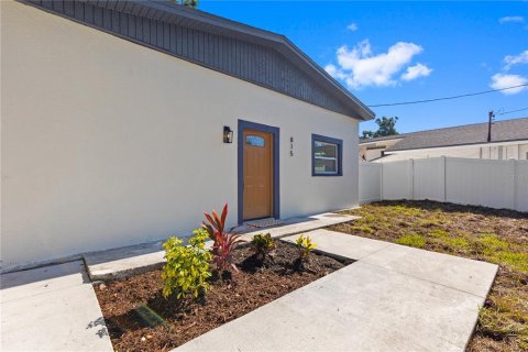 Casa en venta en Tampa, Florida, 3 dormitorios, 132.66 m2 № 2157799 - foto 3