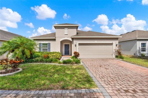 House in Davenport, Florida 4 bedrooms, 174.38 sq.m. № 1879621 - photo 1