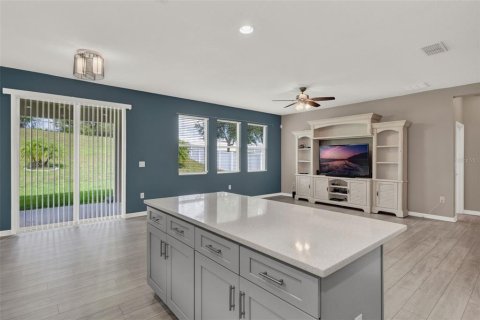 House in Davenport, Florida 4 bedrooms, 174.38 sq.m. № 1879621 - photo 24