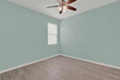 House in Davenport, Florida 4 bedrooms, 174.38 sq.m. № 1879621 - photo 11