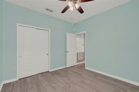 House in Davenport, Florida 4 bedrooms, 174.38 sq.m. № 1879621 - photo 10