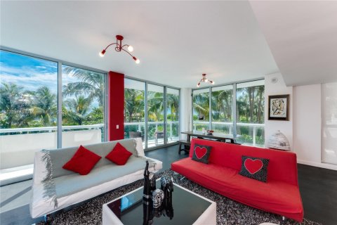 Townhouse in Miami Beach, Florida 3 bedrooms, 260.87 sq.m. № 1984948 - photo 3