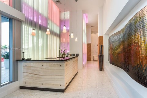 Townhouse in Miami Beach, Florida 3 bedrooms, 260.87 sq.m. № 1984948 - photo 18