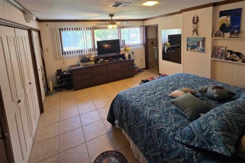 Casa en venta en Fort Meade, Florida, 3 dormitorios, 355.63 m2 № 2131752 - foto 15
