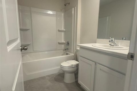 Casa en alquiler en Bradenton, Florida, 4 dormitorios, 154.68 m2 № 1800374 - foto 13