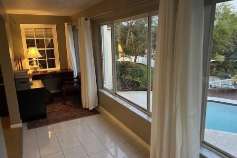 House in Eustis, Florida 4 bedrooms, 401.24 sq.m. № 1513061 - photo 17