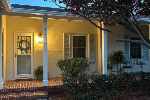 House in Eustis, Florida 4 bedrooms, 401.24 sq.m. № 1513061 - photo 3