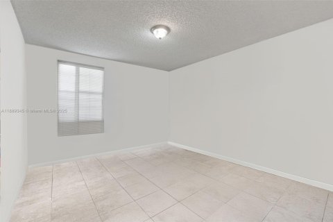 Condominio en venta en Doral, Florida, 2 dormitorios, 102.66 m2 № 1943679 - foto 24