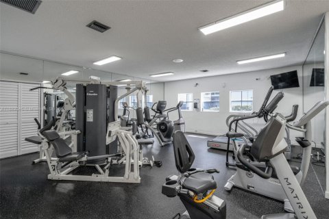Condominio en venta en Doral, Florida, 2 dormitorios, 102.66 m2 № 1943679 - foto 16