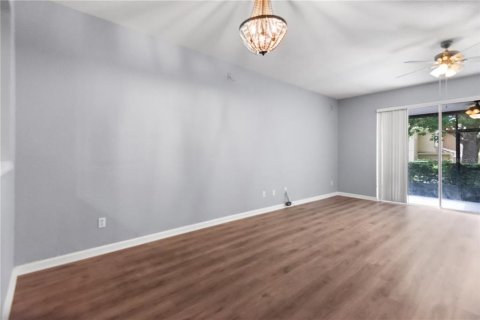Condo in Orlando, Florida, 2 bedrooms  № 1749538 - photo 8