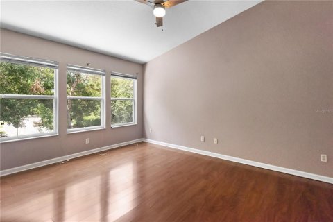 Condo in Orlando, Florida, 2 bedrooms  № 1749538 - photo 16