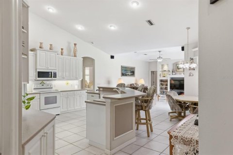 Casa en venta en Sarasota, Florida, 4 dormitorios, 244.98 m2 № 2091576 - foto 14