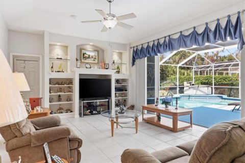 Casa en venta en Sarasota, Florida, 4 dormitorios, 244.98 m2 № 2091576 - foto 10