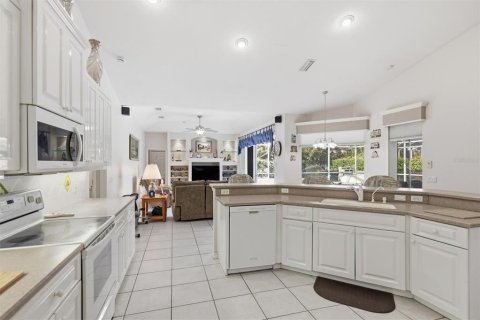 Casa en venta en Sarasota, Florida, 4 dormitorios, 244.98 m2 № 2091576 - foto 15