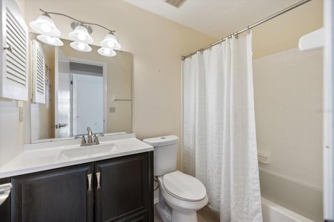 Condo in Venice, Florida, 2 bedrooms  № 2225570 - photo 10