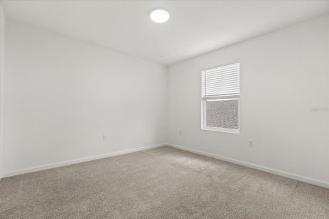 House in Kissimmee, Florida 5 bedrooms, 240.43 sq.m. № 1878150 - photo 11