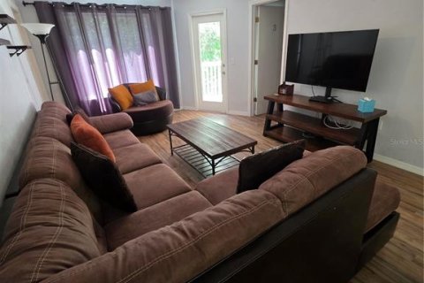 Copropriété à louer à Gainesville, Floride: 4 chambres, 109.35 m2 № 2229750 - photo 9