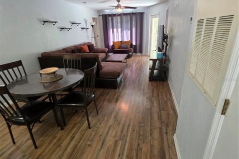 Copropriété à louer à Gainesville, Floride: 4 chambres, 109.35 m2 № 2229750 - photo 6