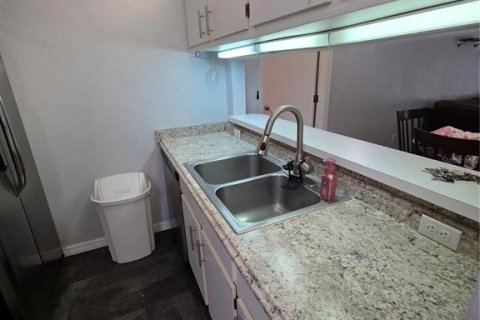 Copropriété à louer à Gainesville, Floride: 4 chambres, 109.35 m2 № 2229750 - photo 3