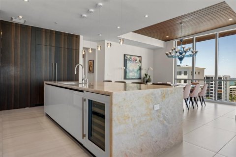 Купить кондоминиум в Сарасота, Флорида 12 комнат, 327.67м2, № 1650861 - фото 16