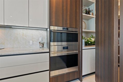 Купить кондоминиум в Сарасота, Флорида 12 комнат, 327.67м2, № 1650861 - фото 18