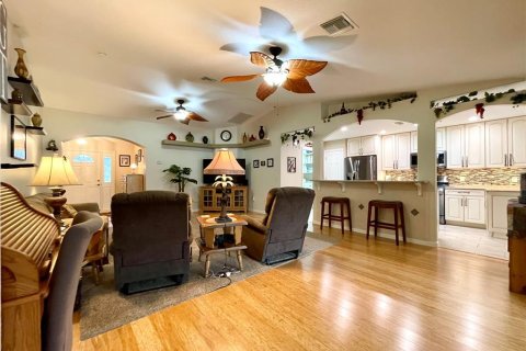 House in Ocala, Florida 3 bedrooms, 158.77 sq.m. № 1531088 - photo 13