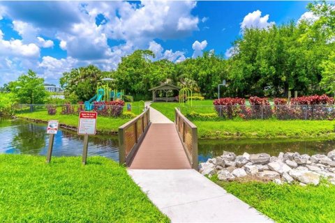 Adosado en venta en Fern Park, Florida, 2 dormitorios, 120.4 m2 № 1792674 - foto 25