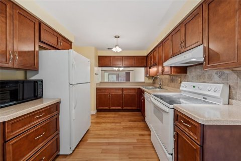 Adosado en venta en Fern Park, Florida, 2 dormitorios, 120.4 m2 № 1792674 - foto 8