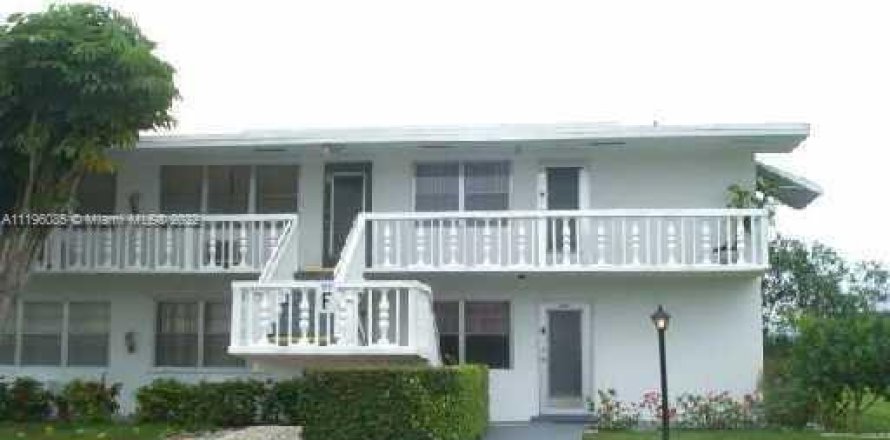 Condo in West Palm Beach, Florida, 1 bedroom № 1859391