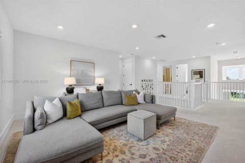 House in Palm Beach Gardens, Florida 5 bedrooms, 391.12 sq.m. № 2066507 - photo 21