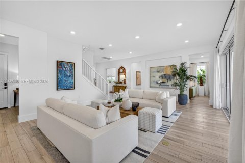 House in Palm Beach Gardens, Florida 5 bedrooms, 391.12 sq.m. № 2066507 - photo 5