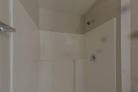 House in Wesley Chapel, Florida 3 bedrooms, 107.58 sq.m. № 1911017 - photo 9