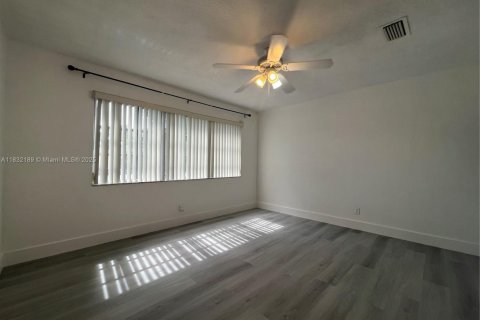 Copropriété à louer à Hollywood, Floride: 1 chambre, 63.17 m2 № 1809250 - photo 5