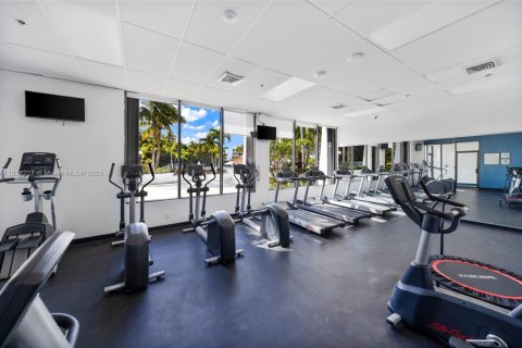 Condo in Sunny Isles Beach, Florida, 2 bedrooms  № 1821527 - photo 27