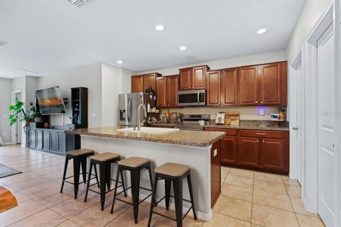 House in Wimauma, Florida 5 bedrooms, 224.36 sq.m. № 1846398 - photo 7
