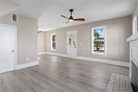 Villa ou maison à vendre à Eustis, Floride: 4 chambres, 137.68 m2 № 2226006 - photo 5