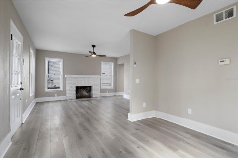 Villa ou maison à vendre à Eustis, Floride: 4 chambres, 137.68 m2 № 2226006 - photo 9