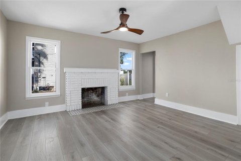 Villa ou maison à vendre à Eustis, Floride: 4 chambres, 137.68 m2 № 2226006 - photo 4