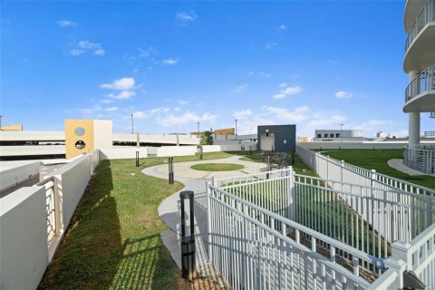 Copropriété à louer à Tampa, Floride: 2 chambres, 124.3 m2 № 1845261 - photo 6