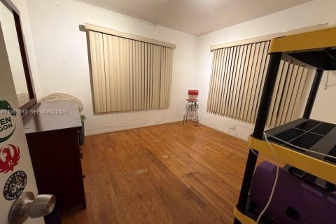 Casa en venta en Miami, Florida, 2 dormitorios, 108.6 m2 № 2058811 - foto 11