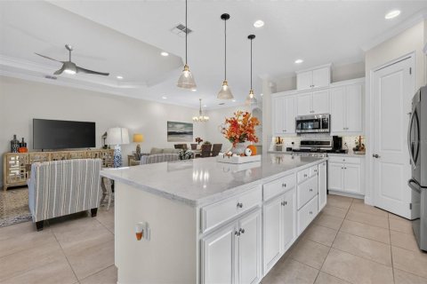House in Clermont, Florida 3 bedrooms, 218.32 sq.m. № 2428915 - photo 27