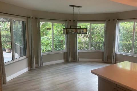 House in Port St. Lucie, Florida 3 bedrooms, 188.03 sq.m. № 2088029 - photo 3