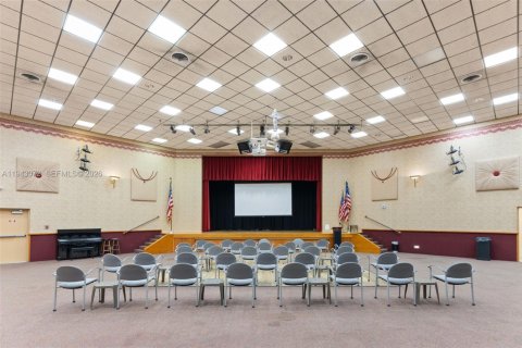 Condominio en venta en Pembroke Pines, Florida, 2 dormitorios, 94.85 m2 № 2002097 - foto 27