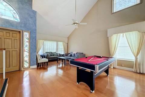 Villa ou maison à louer à Seminole, Floride: 4 chambres, 308.06 m2 № 2349329 - photo 9