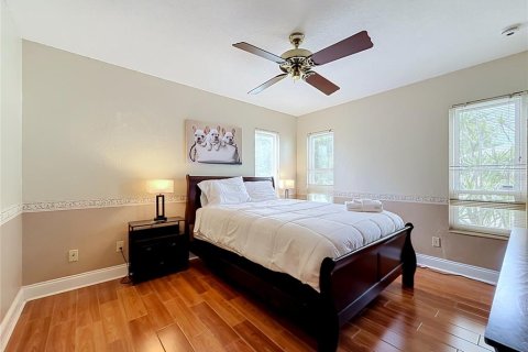 Villa ou maison à louer à Seminole, Floride: 4 chambres, 308.06 m2 № 2349329 - photo 29