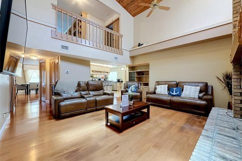 Villa ou maison à louer à Seminole, Floride: 4 chambres, 308.06 m2 № 2349329 - photo 23
